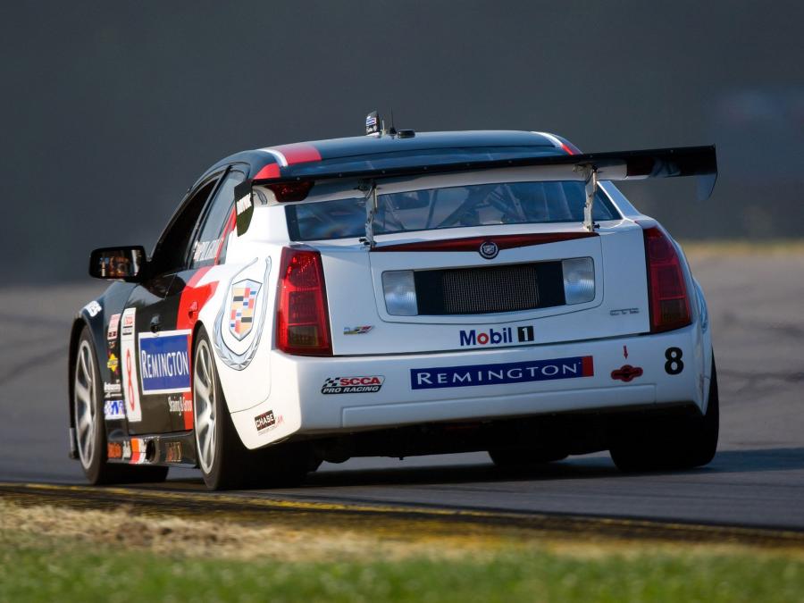  Cadillac CTS-V Race Car 2005 года  (фото 6 из 30)